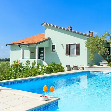Villa House Stella Brigita By Istrialux *