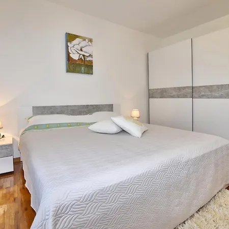 Vila House Stella Brigita By Istrialux *