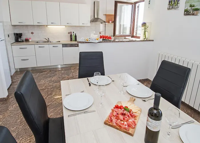 House Stella Brigita By Istrialux * Brajkovici (Pazin)